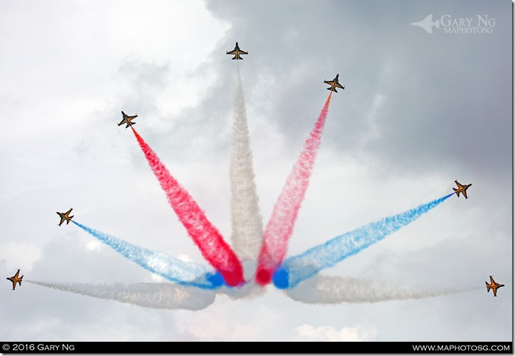 블랙이글스 Black Eagel T-50 during Singapore Airshow 2016 - Victory Break