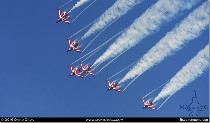 RSAF Black Knights in Singapore Airshow 2014