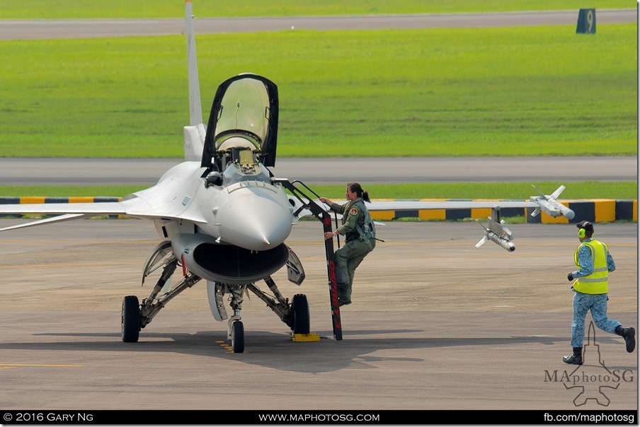 F-16Cs are scrambled to intercept an unidentified aircraft in the Aerial Display preview session