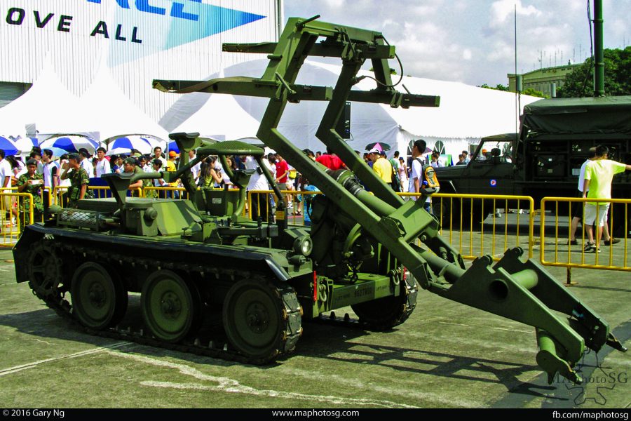 RSAF HAWK XM-501 Full Tracked Transporter/Loader 