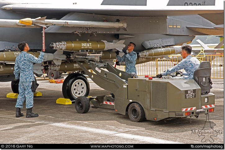 Arming demonstration on F-15SG