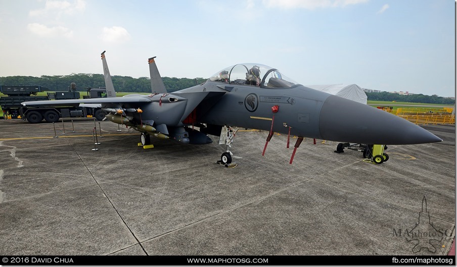 142SQN F-15SG at static display