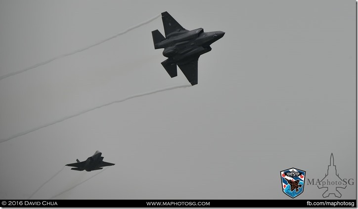 2 ship formation of both F-35A