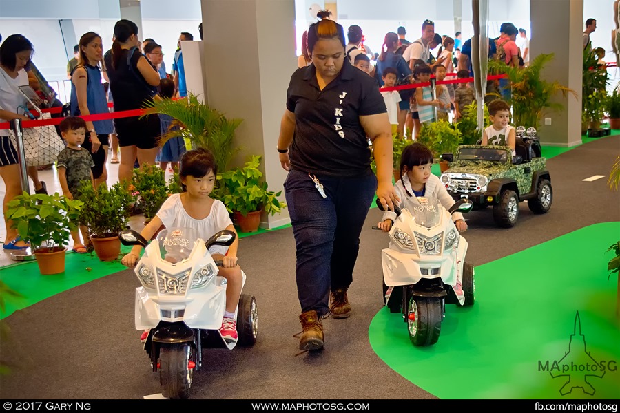 Army Open House 2017 at F1 Pit - Kids Zone