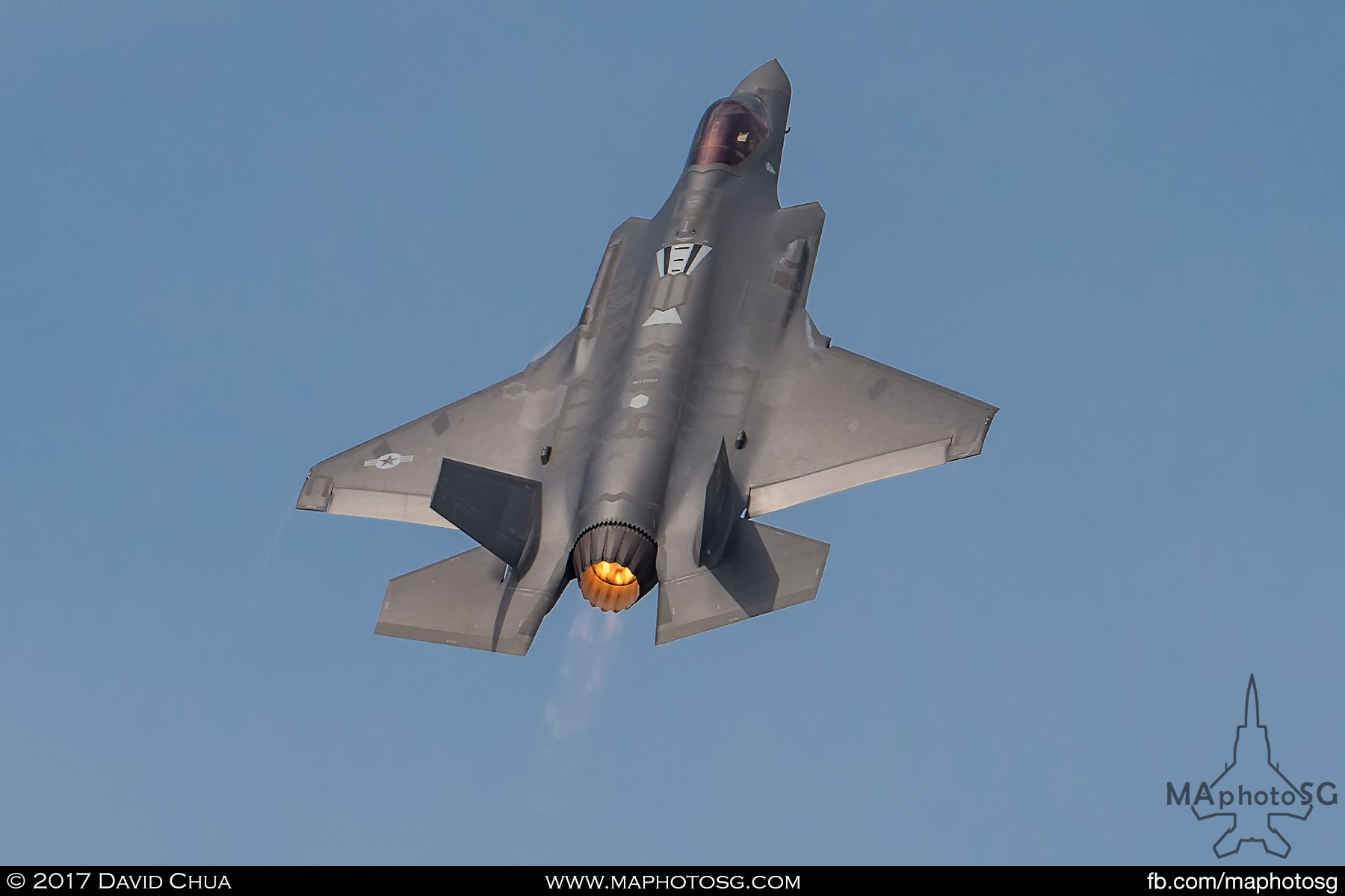 4. This is the first time that the Lockheed Martin F-35A performed an aerial demonstration display at any airshow. The demo was designed by Lockheed Martin and USAF to show off the capabilities of this 5th Generation Aircraft.
