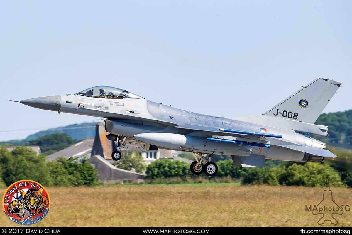 Royal Netherlands Air Force 313 Squadron F-16A MLU Fighting Falcon (J-008)