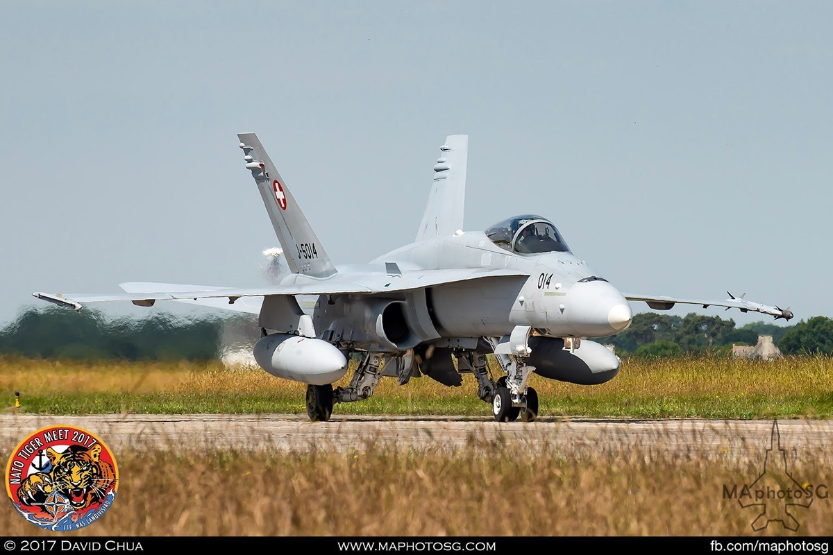 Swiss Air Force Fliegerstaffel 11 F/A-18C Hornet (J-5014)