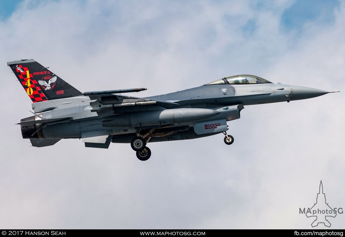 RSAF F-16C Viper from 140SQN "Osprey" sporting Top Ace challenge tail flash.