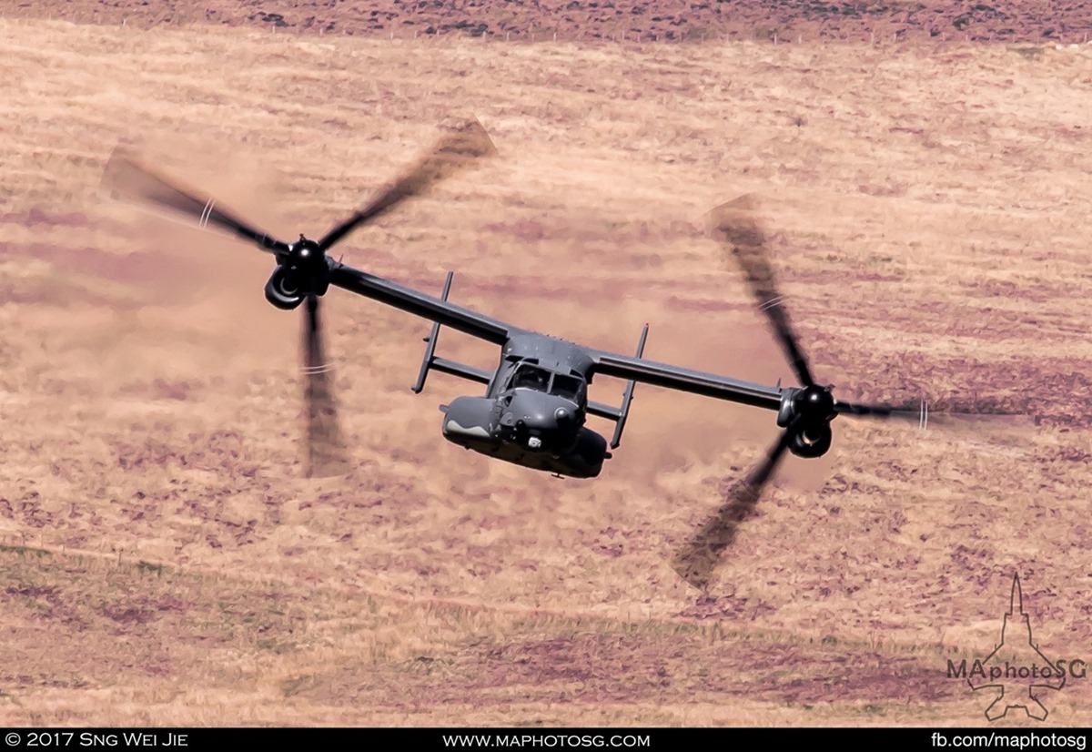 USAF Special Operations CV-22 Osprey enters the valleys in the Loop.