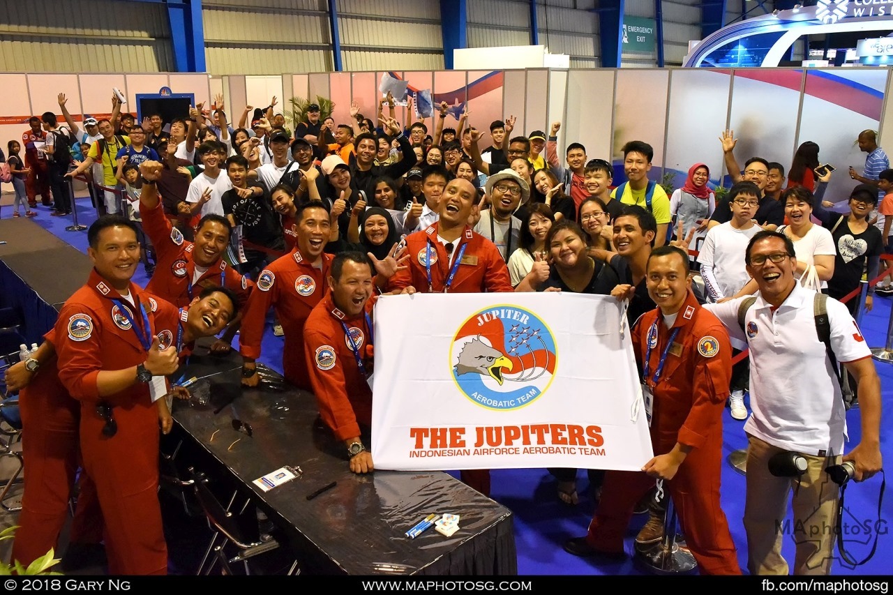 TNI-AU Jupiters Team and their fans during the pilots autograph session