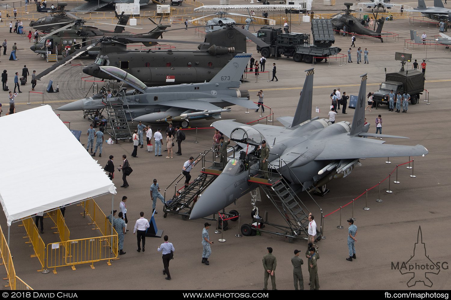 RSAF 149 Sqn Boeing F-15SG Strike Eagle (8315) and 145 Sqn Lockheed Martin F-16D+ Fighting Falcon (673)