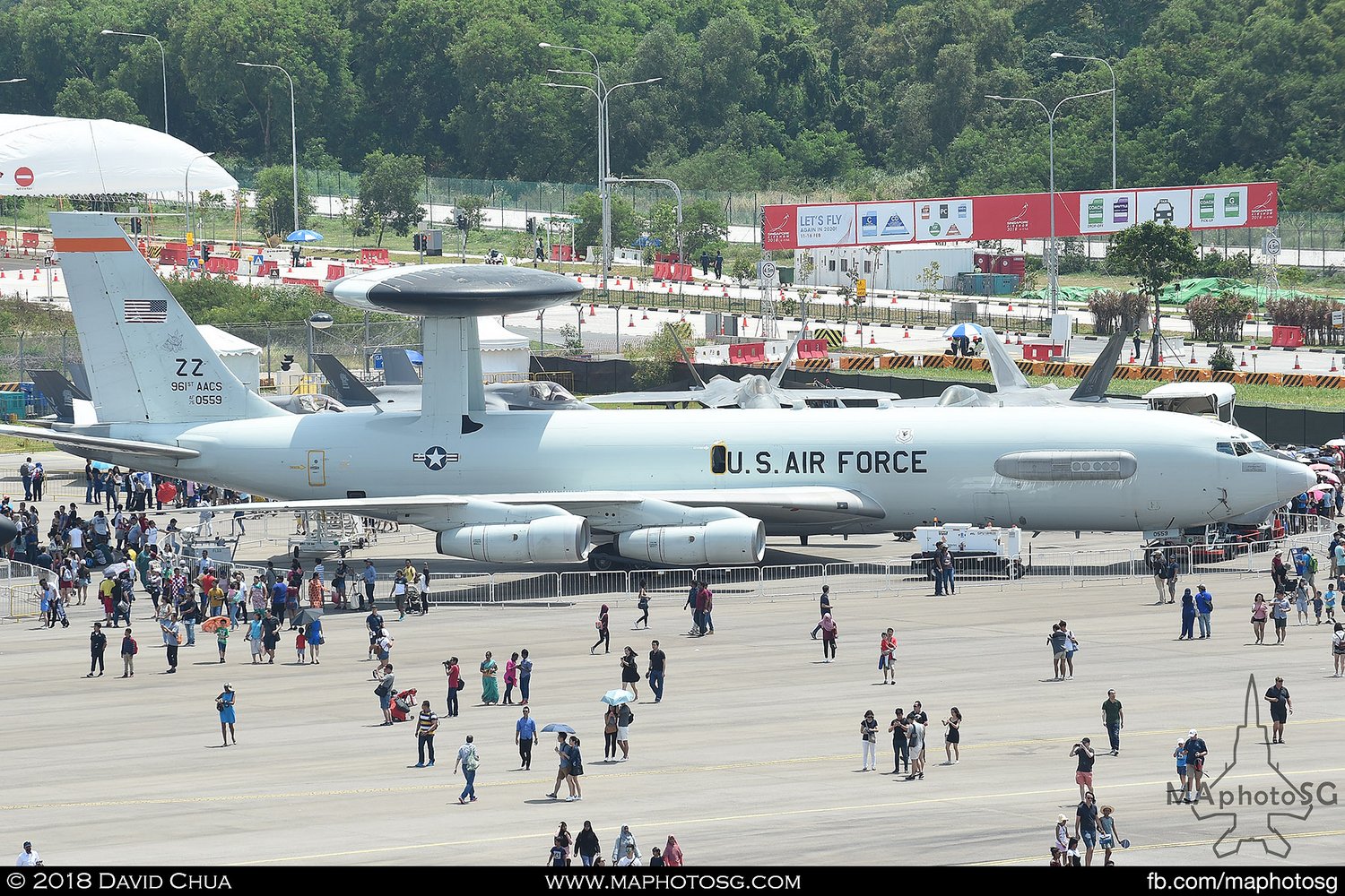 USAF 961st AACS Boeing E-3B Sentry (75-0559)