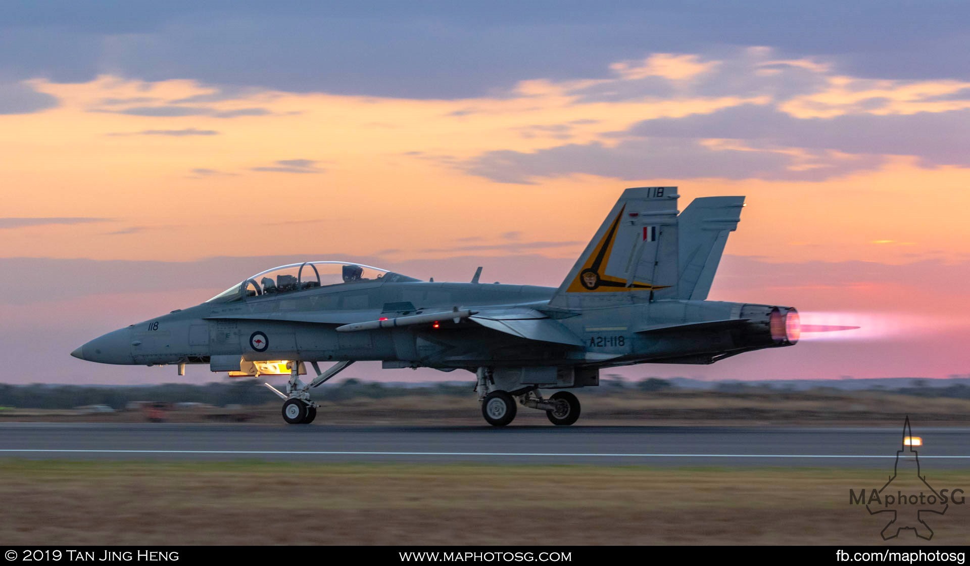RAAF F/A-18B Hornet
