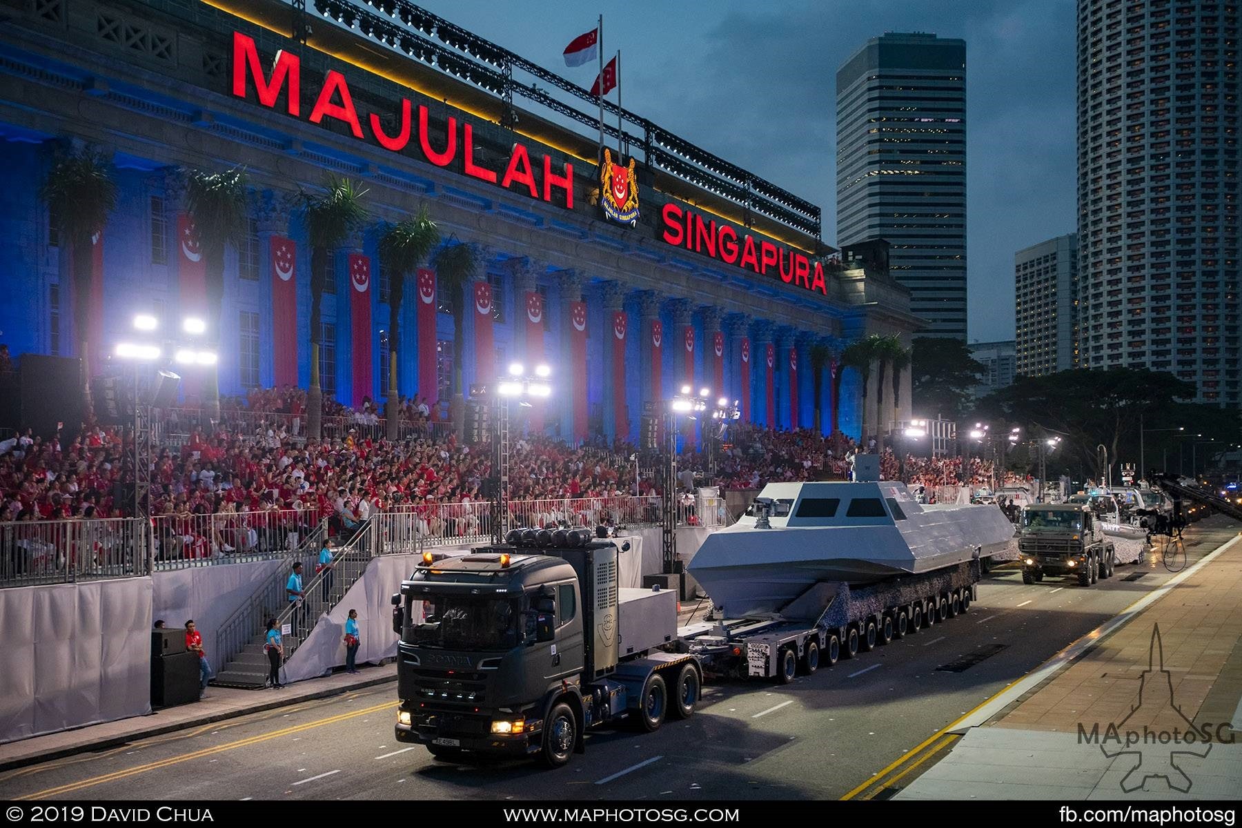 The biggest asset in the Mobile Column is this Republic of Singapore Navy Specialised Marine Craft