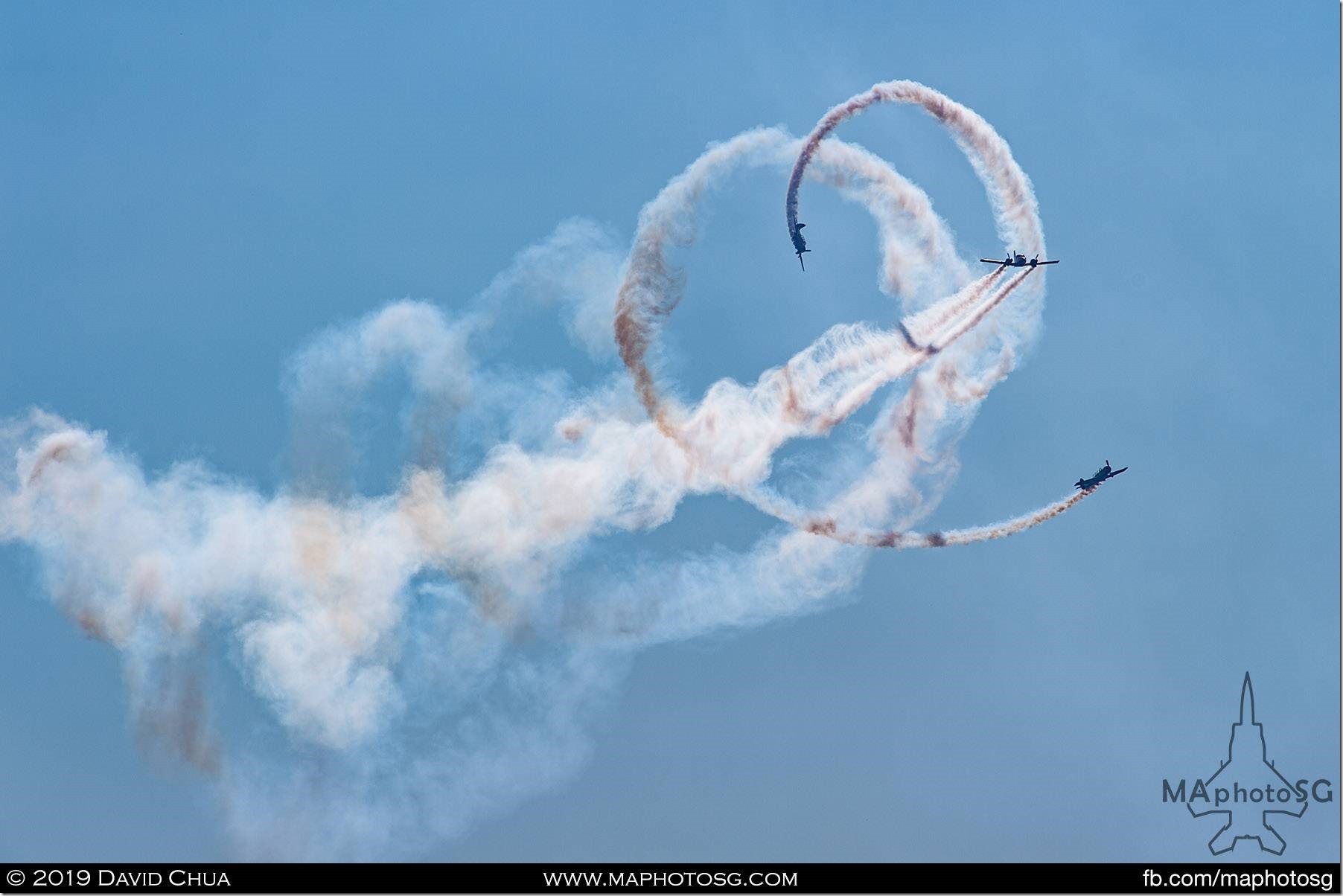 First Flight aerobatic team with their Sp-129 and PA-23 aircrafts