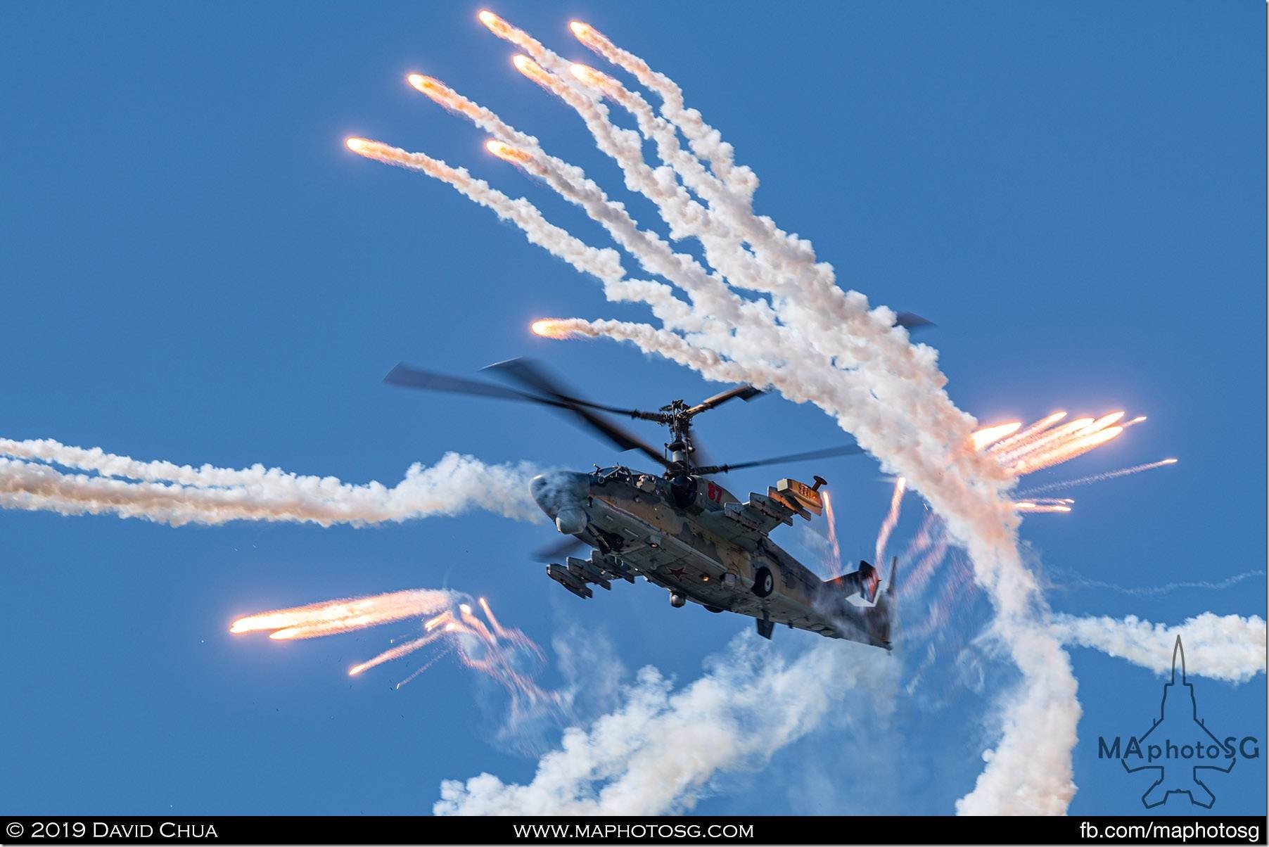 Amazing vertical hover flare display by Kamov Ka-52 Alligator attack helicopter