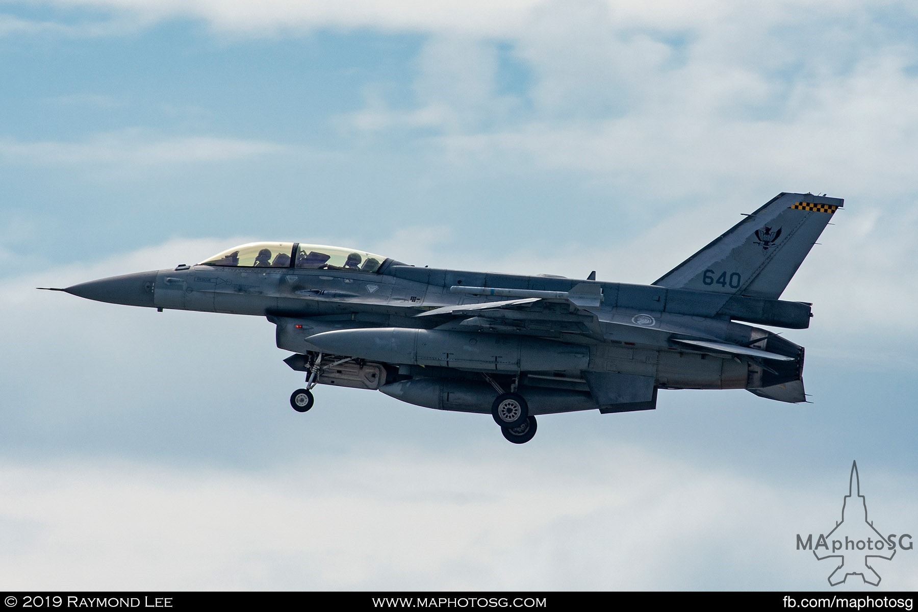 143 SQN F-16D (640)