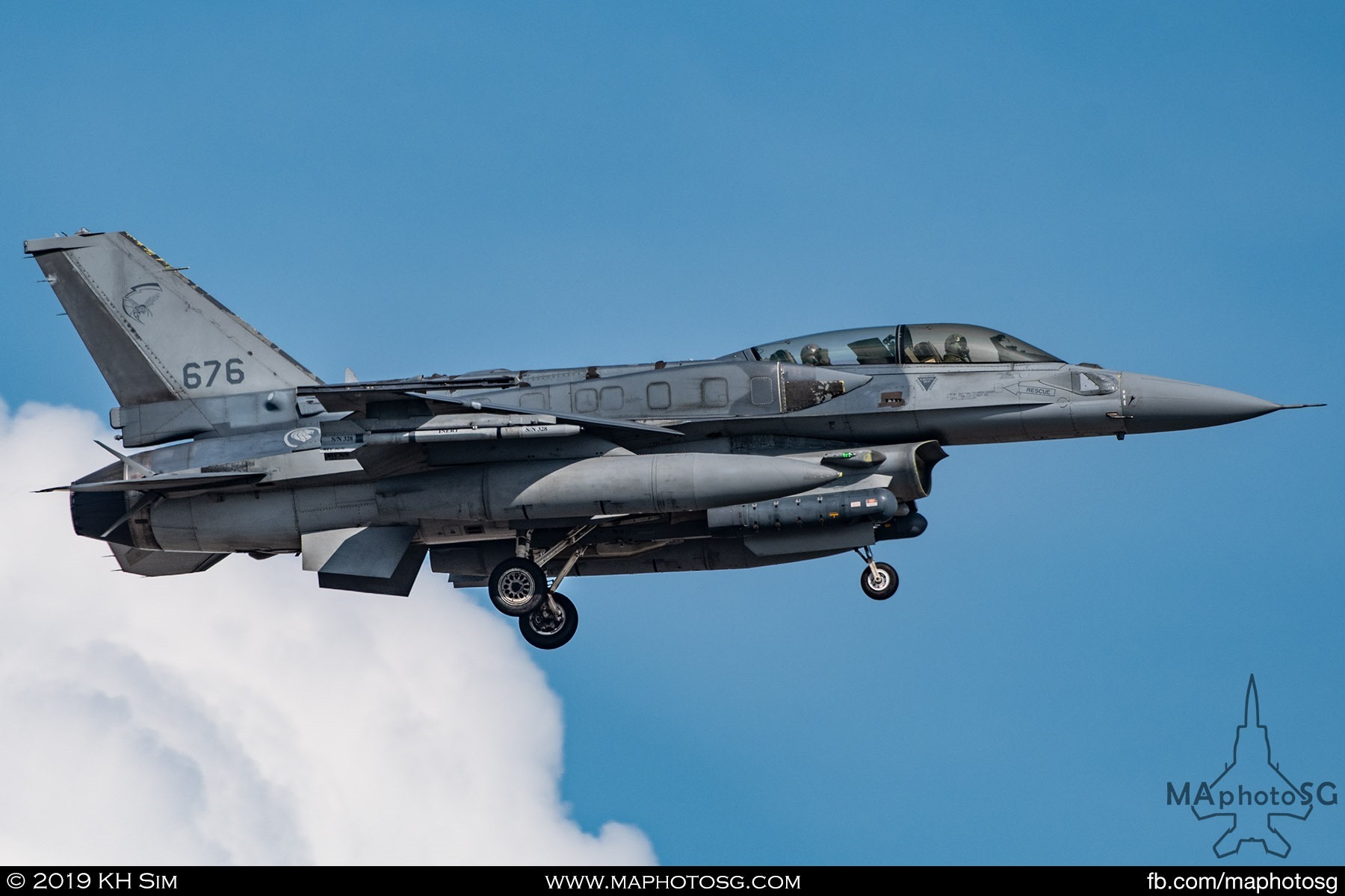 145 SQN F-16D+ (676)