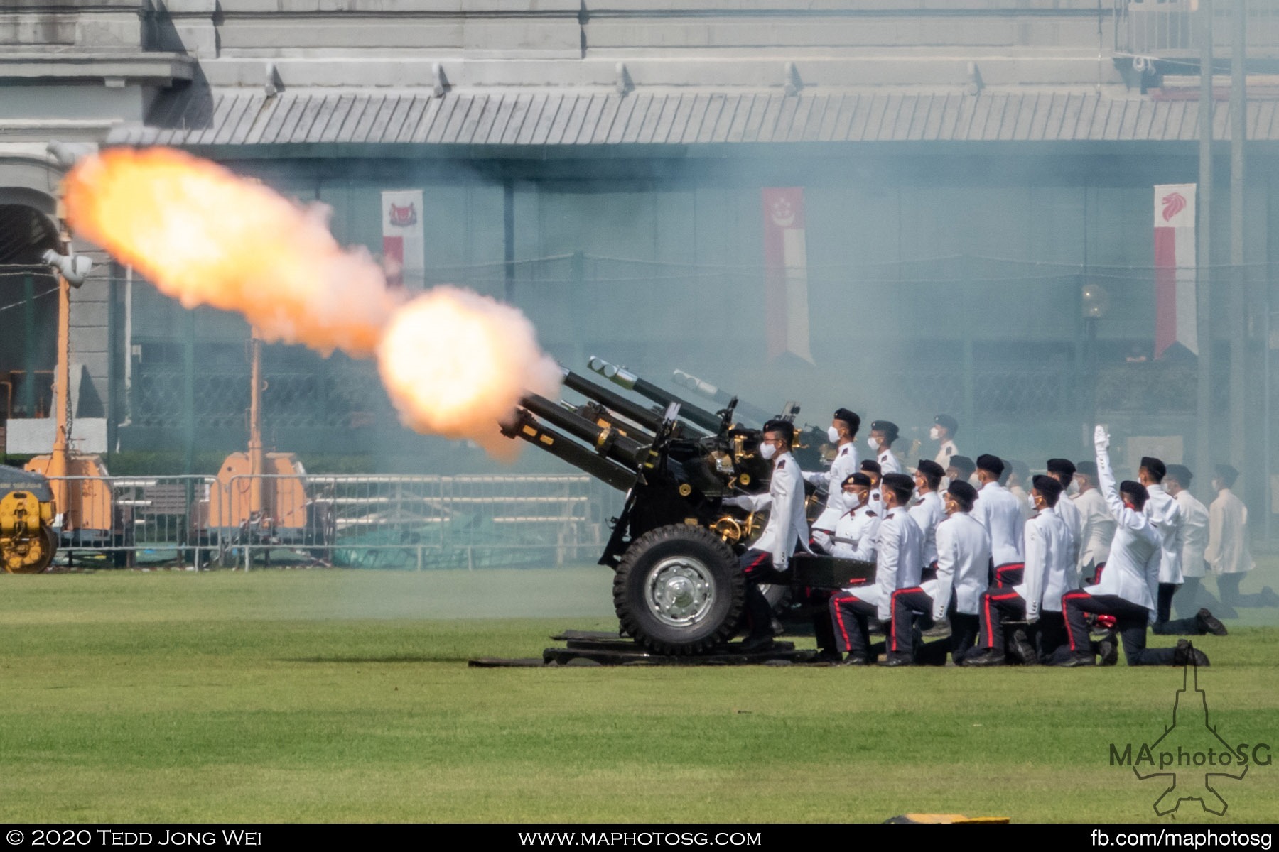 A round is fired off the 25-pounder Ceremonial Gun during the Presidential 21-Gun Salute.
