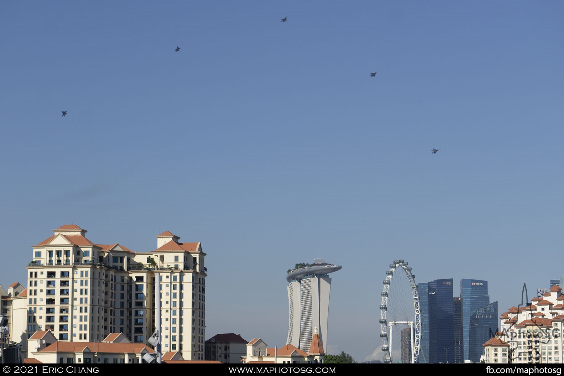 RSAF F-15SGs performs the bomb burst