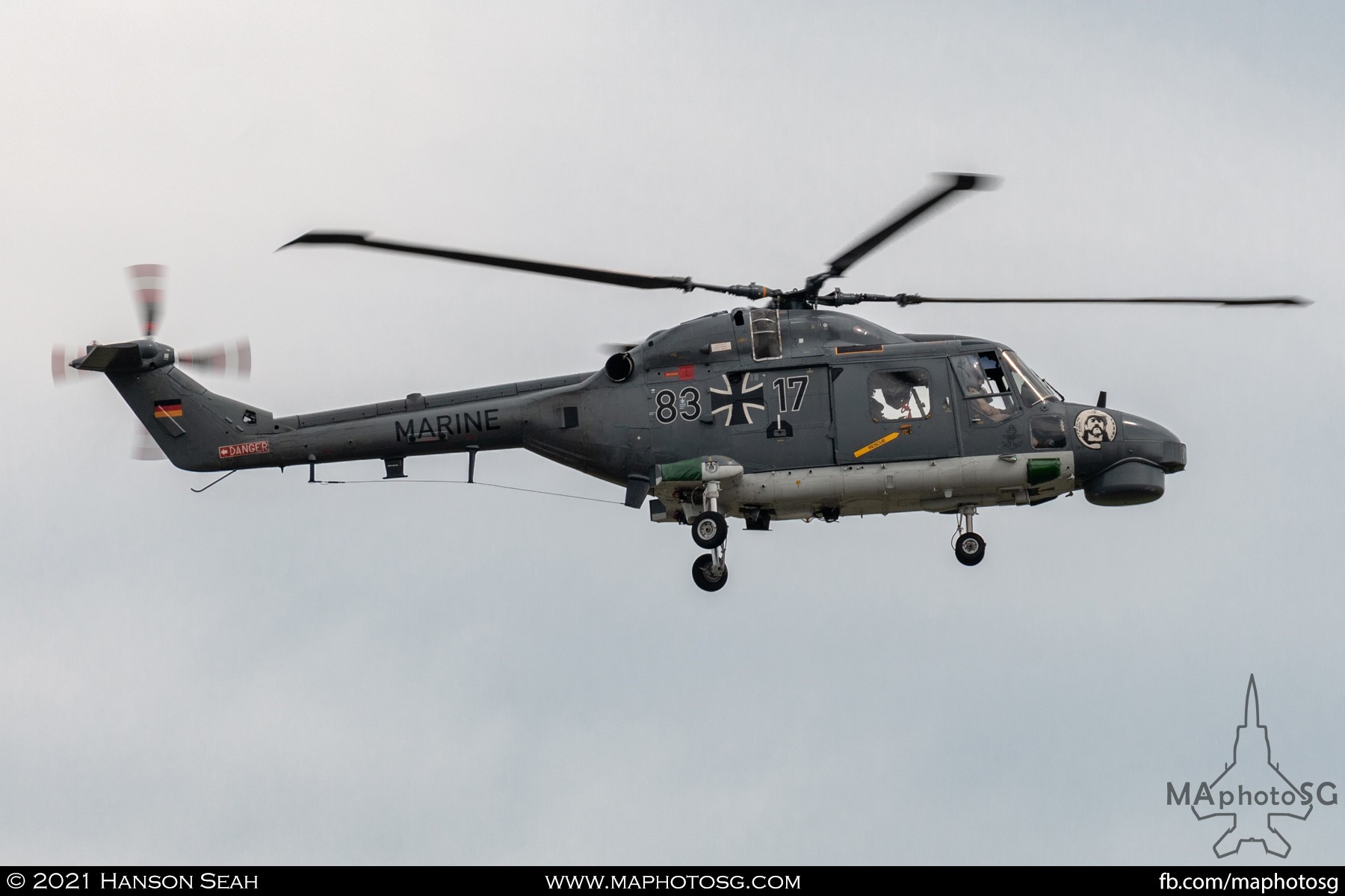 11 January 2022: 83+17 Lynx Mk88a from German Navy's frigate Bayern on approach to PLAB