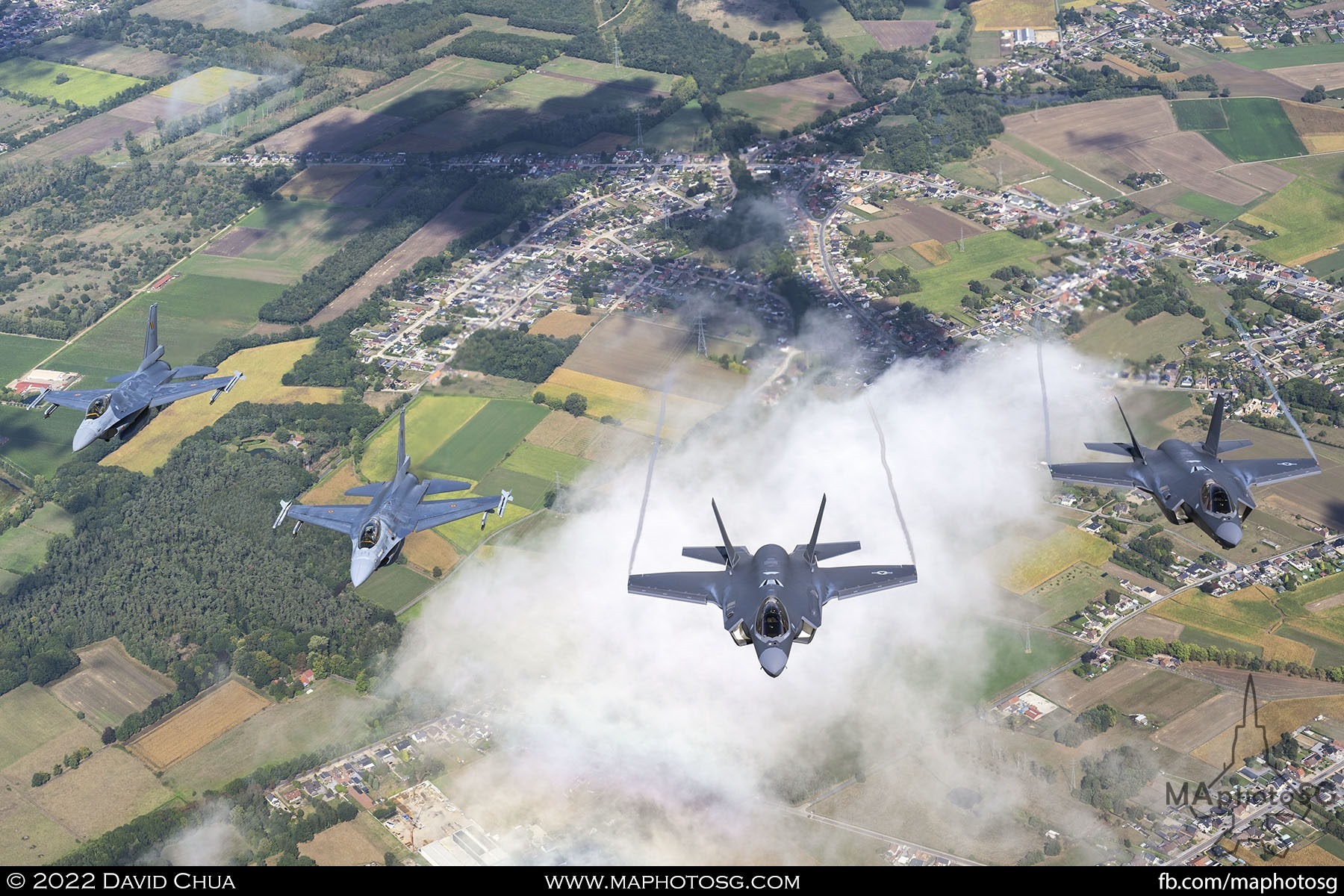 Formation of 2 x BAF F-16AMs and 2 x USAF F-35As