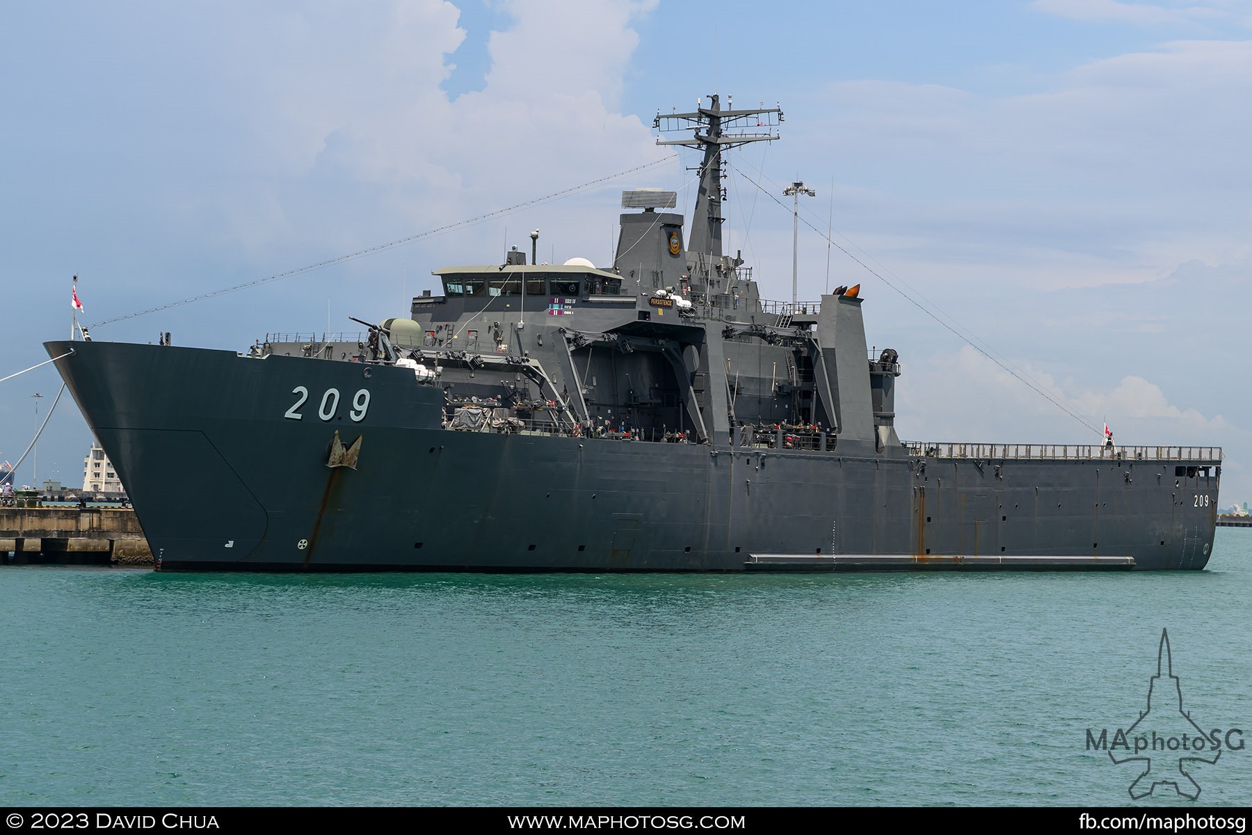 RSS Persistence (209). Endurance-class landing platform dock of the Republic of Singapore Navy