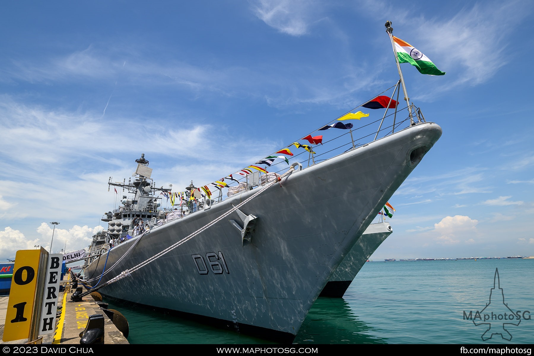 INS Delhi (D61). She is the lead ship of her class of guided-missile destroyers of the Indian Navy