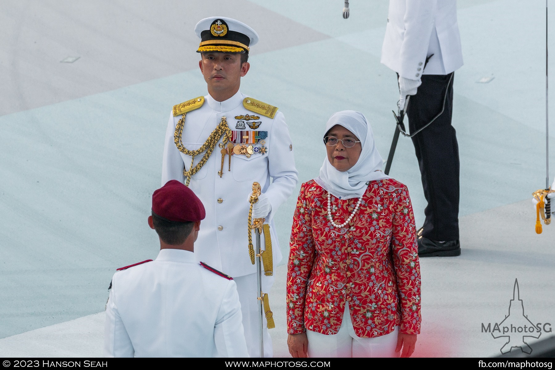 President of SIngapore, Mdm Halimah Yacob, finishes the inspection of the Guard-of-Honour.