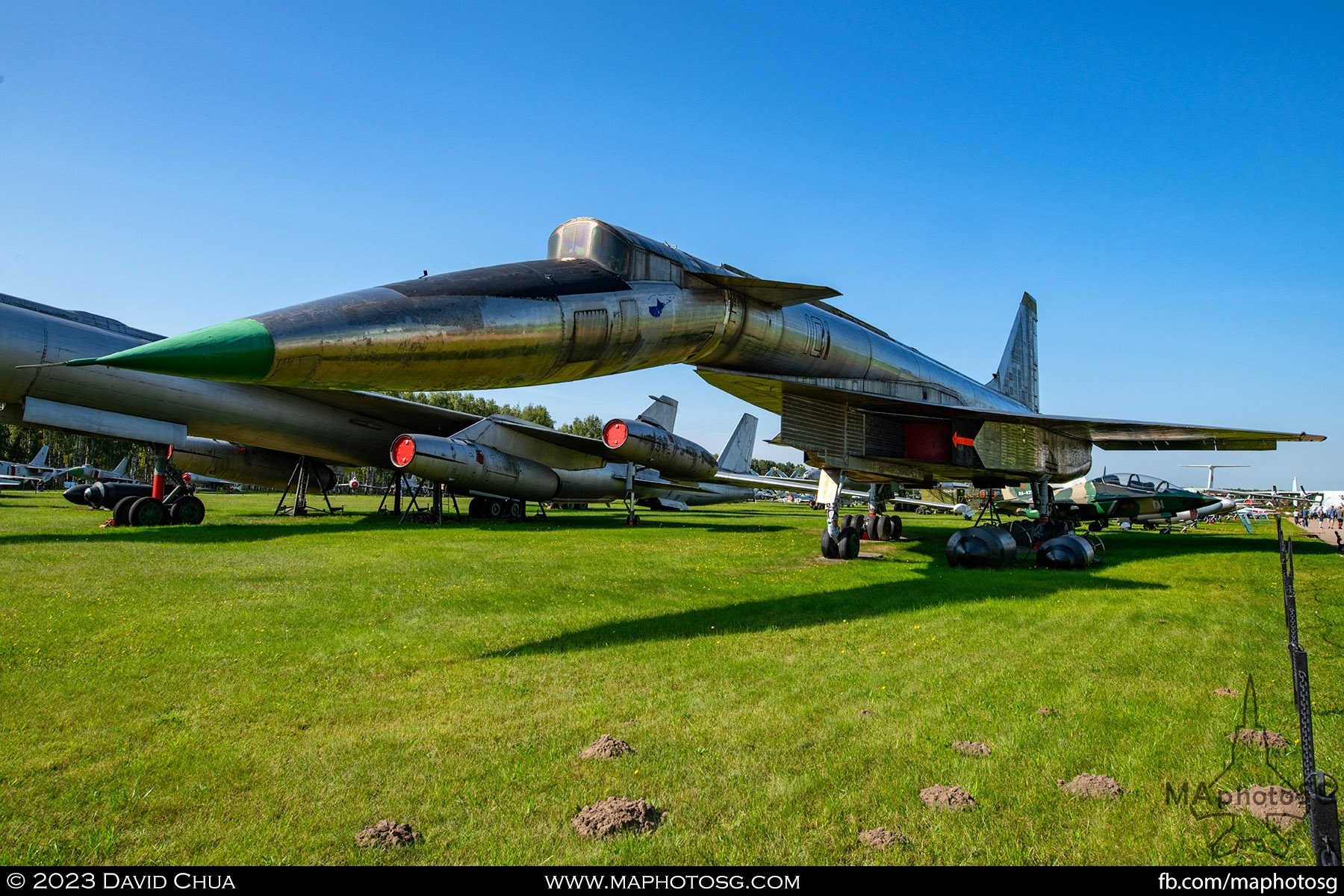 Sukhoi T-4