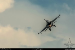 F-16C approaching for landing 